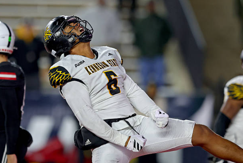 JACKSONVILLE, ALABAMA - DECEMBER 5: Marcus Patterson #6 of the Kennesaw State Owls celebrates after making a tackle for a loss against the Jacksonville State Gamecocks at AmFirst Stadium on December 5, 2025 in Jacksonville, Alabama. (Photo by Jason Clark/Getty Images)