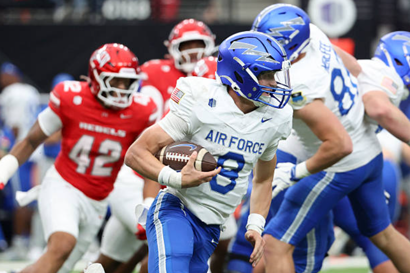 LAS VEGAS, NEVADA - OCTOBER 11: Liam Szarka #9 of the Air Force Falcons runs the ball against the UNLV Rebels in the first quarter of the game at Allegiant Stadium on October 11, 2025 in Las Vegas, Nevada. (Photo by Ian Maule/Getty Images)