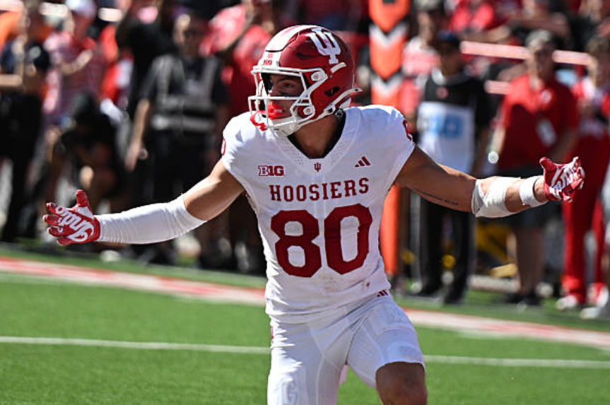 LINCOLN, NEBRASKA - OCTOBER 10: Charlie Becker #80 of the Indiana Hoosiers signals against the Nebraska Cornhuskers during the second half at Memorial Stadium on October 10, 2026 in Lincoln, Nebraska. (Photo by Steven Branscombe/Getty Images)